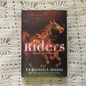 Riders by Veronica Rossi | Hardback | Used Book: Very Good Condition